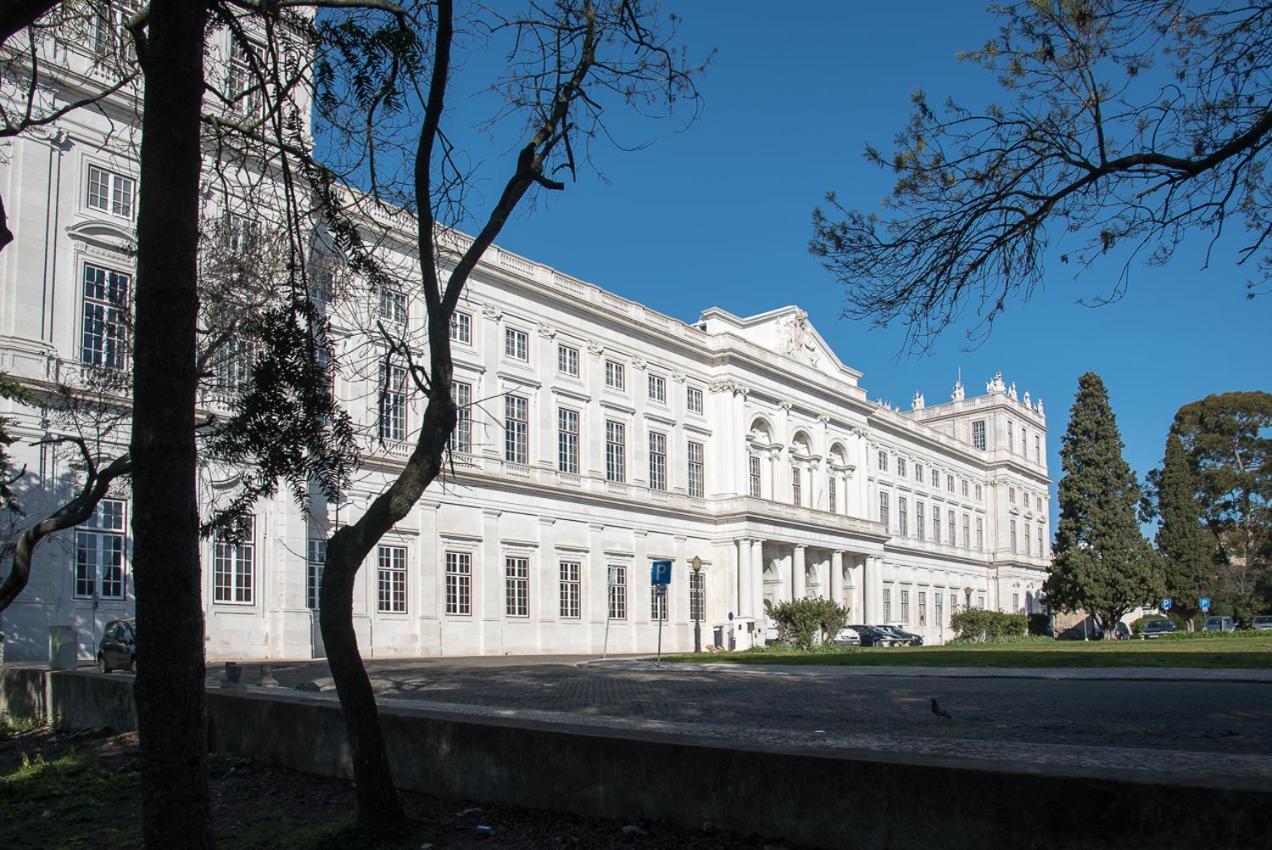 Apartamento Flat With A Garden In Belem Lisboa Exterior foto